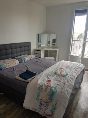 chambre confort dans un logement qui est partag�� avec d'autres voyageurs